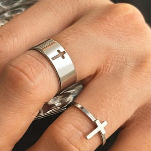 Anillo con Cruz